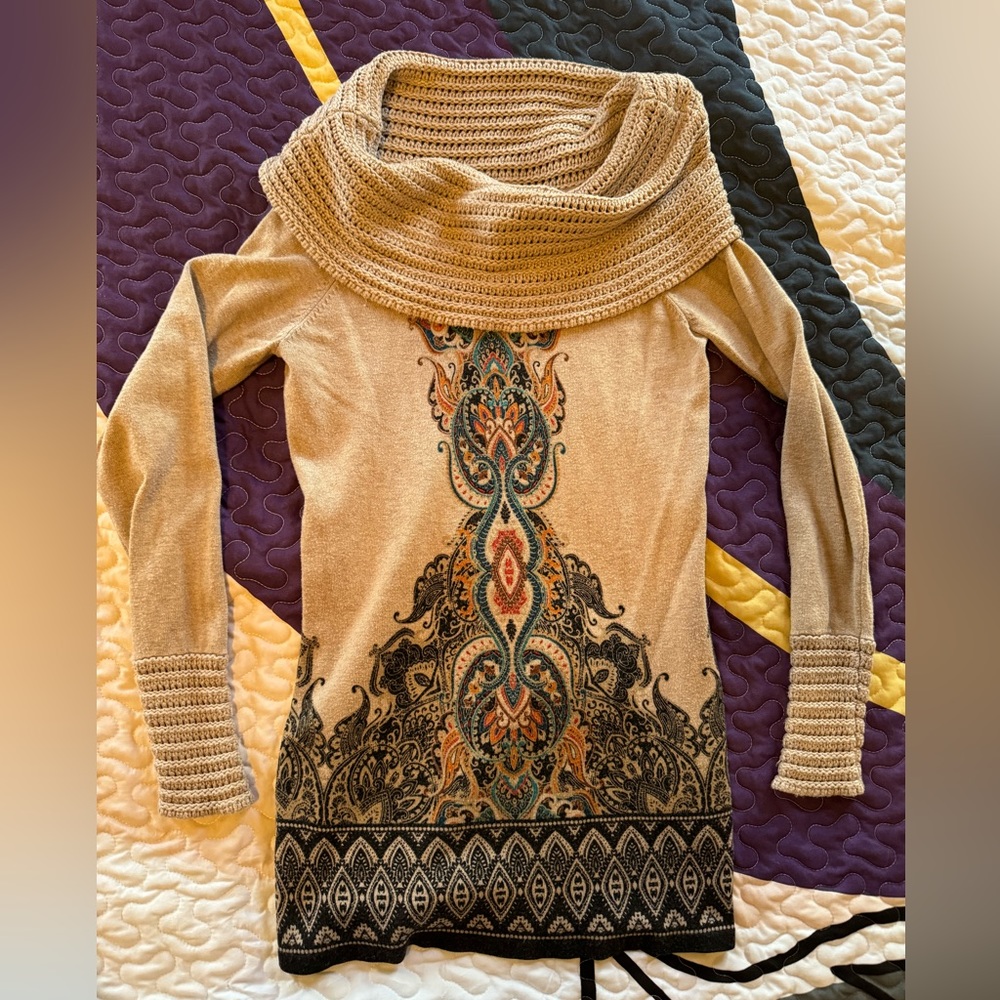 Beige Cache Fitted Sweater with Beautiful front/back Multi-Colored Pattern